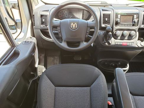 Used 2019 RAM ProMaster 2500 w/ Premium Appearance Group FWD image 15