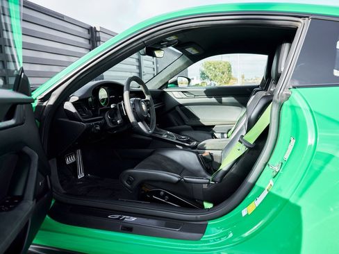 Used 2023 Porsche 911 GT3 image 29