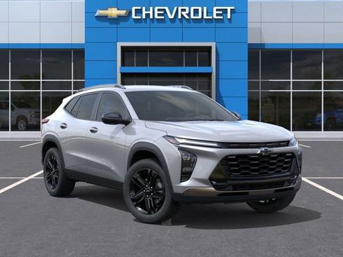 New 2026 Chevrolet Trax ACTIV image 2