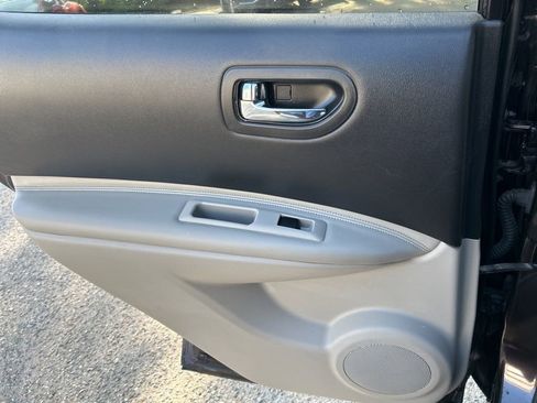 Used 2013 Nissan Rogue SL AWD/4WD image 21