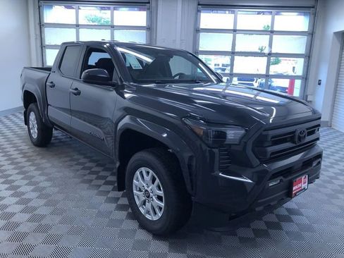 New 2026 Toyota Tacoma SR5 AWD/4WD image 7