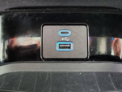 Used 2022 Ford Mustang Mach-E Premium AWD/4WD image 14