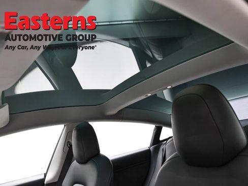 Used 2020 Tesla Model 3 Long Range AWD/4WD image 28