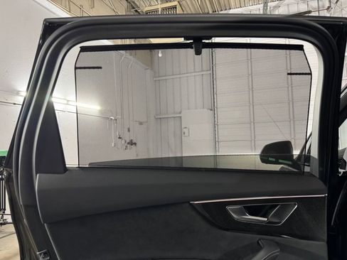 Used 2023 Audi SQ7 Prestige image 46