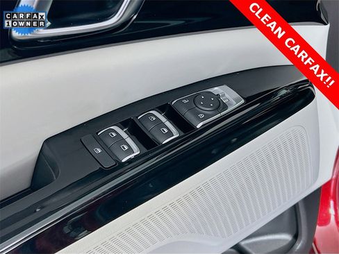 Certified 2023 Kia Carnival EX image 19