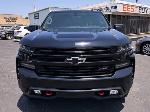 Used 2019 Chevrolet Silverado 1500 LT Trail Boss AWD/4WD image 2
