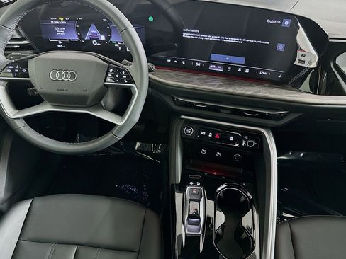 New 2025 Audi Q5 Premium image 6