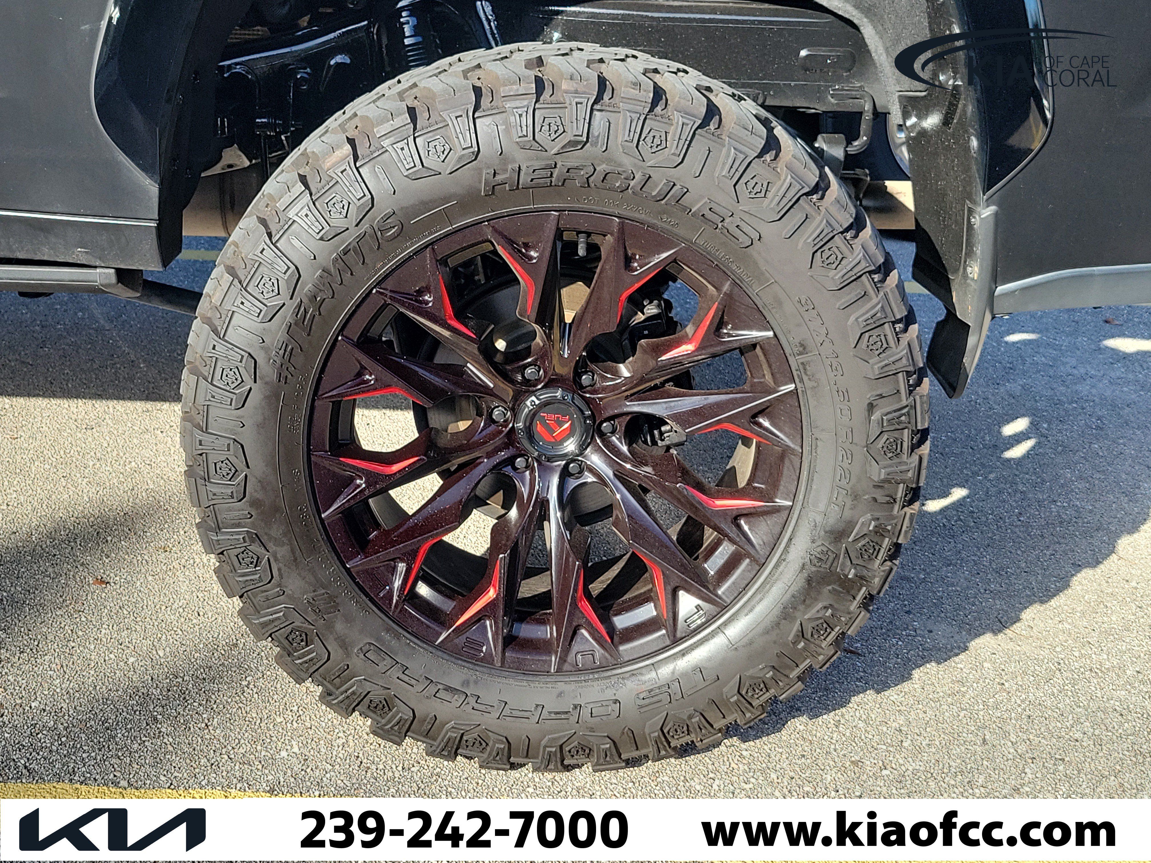 Used 2023 Toyota Sequoia TRD Pro AWD/4WD image 7