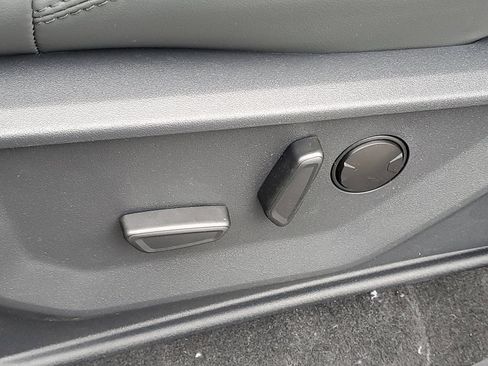 New 2026 Ford Expedition Active AWD/4WD image 8