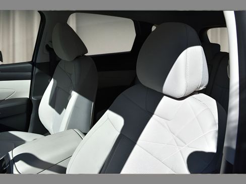 New 2026 Hyundai Tucson SE FWD image 26