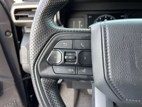 Used 2024 Toyota Tacoma SR image 17