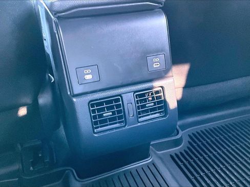 Used 2025 Toyota bZ4X AWD w/ Weather Package image 31