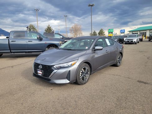 Used 2024 Nissan Sentra SV image 13