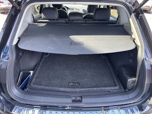 Used 2024 Volkswagen Tiguan Wolfsburg Edition image 39