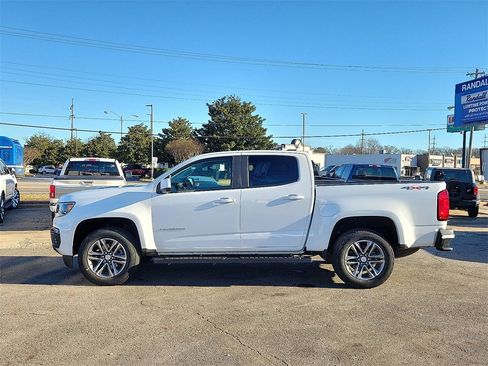 Used 2022 Chevrolet Colorado W/T w/ Custom Special Edition image 3