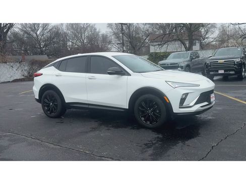 Certified 2024 Buick Envista Sport Touring w/ Convenience I Package image 2