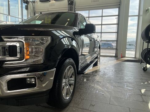 Used 2018 Ford F150 XLT w/ Equipment Group 302A Luxury image 8