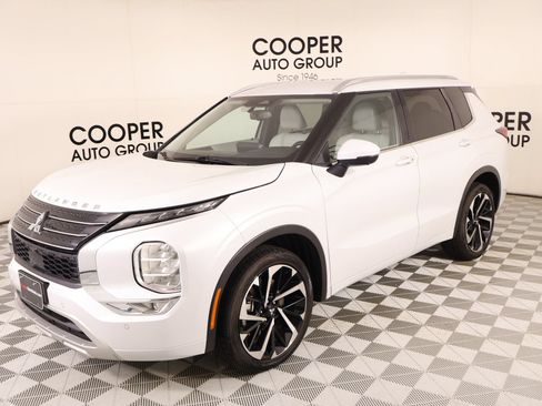 Used 2024 Mitsubishi Outlander SEL FWD image 10