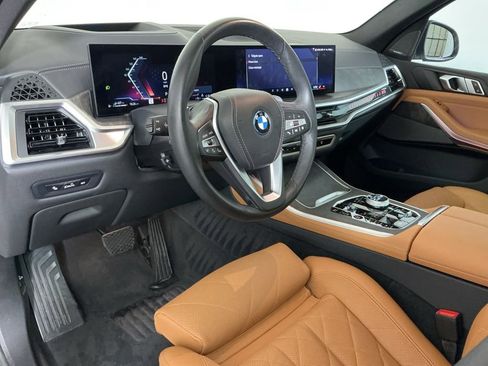 Certified 2025 BMW X5 xDrive50e w/ Executive Package AWD/4WD image 25