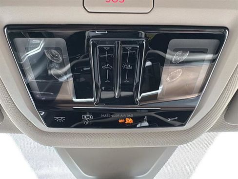 New 2026 Volkswagen Atlas SE FWD image 26