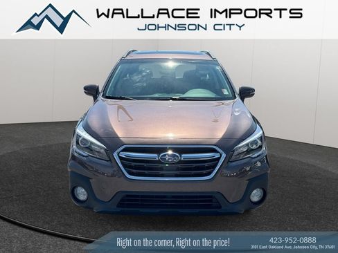 Used 2019 Subaru Outback 2.5i Touring AWD/4WD image 8