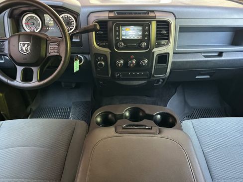 Used 2015 RAM 2500 Tradesman w/ Popular Equipment Group AWD/4WD image 3