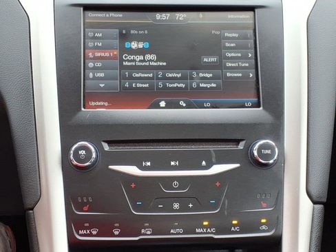 Used 2014 Ford Fusion SE w/ Equipment Group 202A FWD image 16