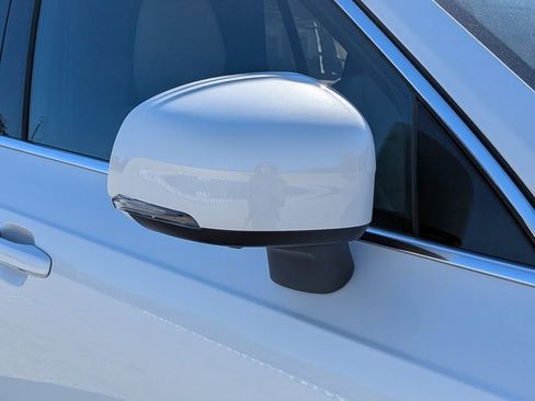 New 2026 Volvo XC90 B6 Plus w/ Protection Package Premier image 11