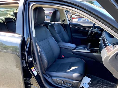 Used 2016 Lexus GS 350 AWD w/ Premium Package image 9