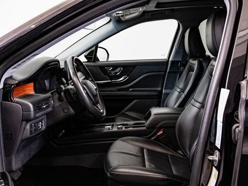 Used 2022 Lincoln Corsair Reserve w/ Equipment Group 201A image 22