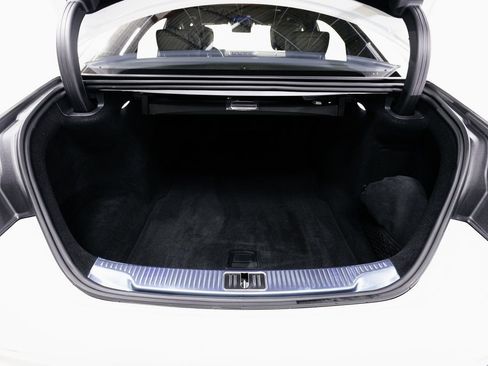 Used 2024 Mercedes-Benz S 580 4MATIC Sedan image 31