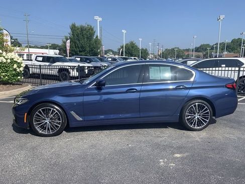 Used 2023 BMW 530i w/ Premium Package RWD image 5