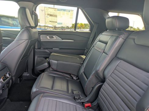 New 2025 Ford Explorer ST-Line image 15