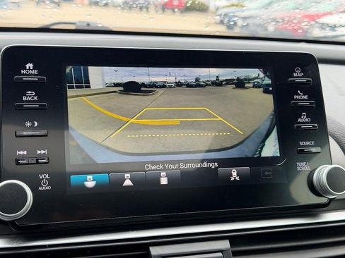 Certified 2018 Honda Accord Touring image 22