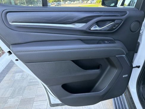 Used 2021 GMC Yukon Denali w/ Denali Ultimate Package AWD/4WD image 17