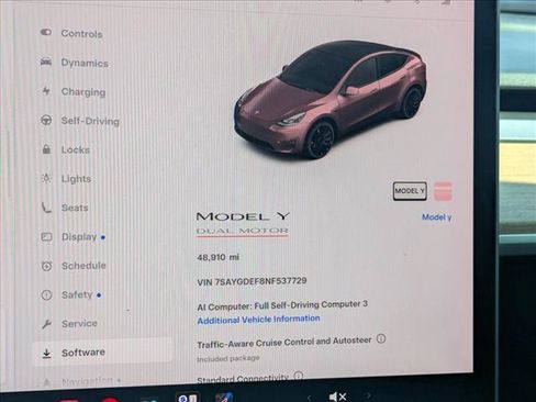 Used 2022 Tesla Model Y Performance AWD/4WD image 11