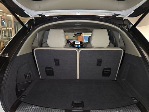Certified 2018 Acura MDX Sport Hybrid w/ Advance Pkg image 25