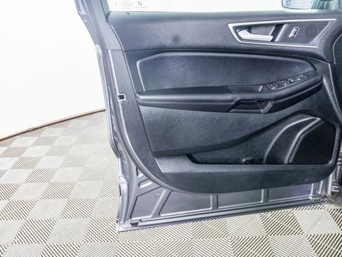 Used 2023 Ford Edge SEL image 16