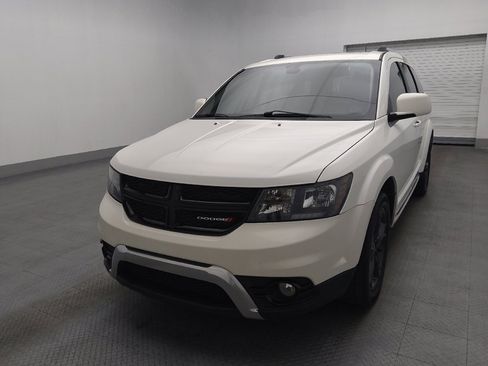 Used 2020 Dodge Journey Crossroad w/ Popular Equipment Group image 15