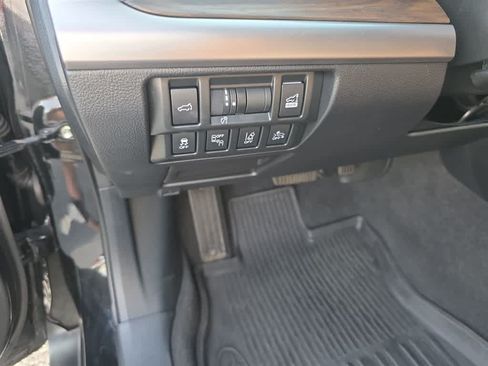 Used 2019 Subaru Outback 2.5i Touring AWD/4WD image 13