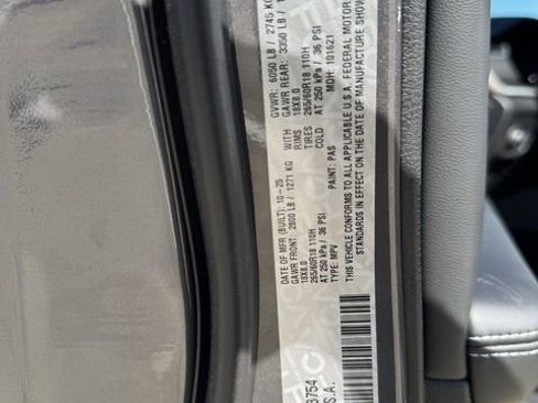 New 2025 Jeep Grand Cherokee Altitude image 22