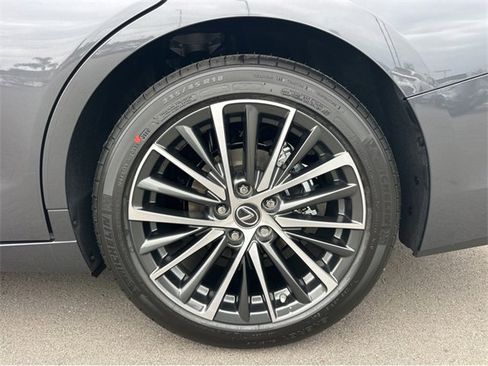 New 2025 Lexus ES 350 w/ Premium Package image 38