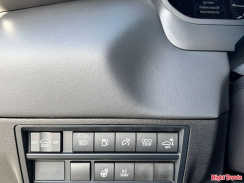 Certified 2026 Toyota Sequoia Platinum AWD/4WD image 31
