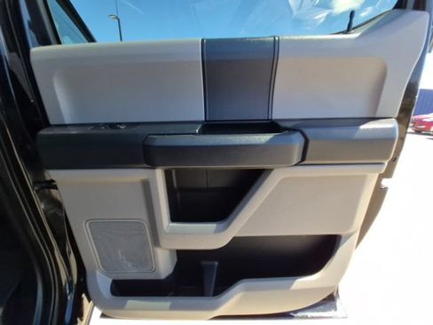Used 2019 Ford F150 XL w/ Equipment Group 101A Mid AWD/4WD image 17