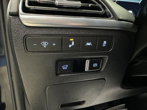 Used 2022 Hyundai Palisade Limited w/ Cargo Package image 16