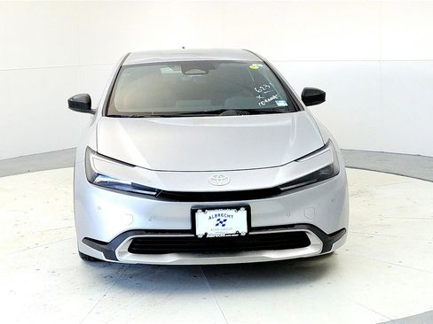 New 2026 Toyota Prius Plug-In Hybrid image 8