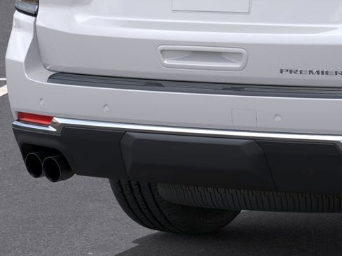 New 2025 Chevrolet Suburban Premier image 48