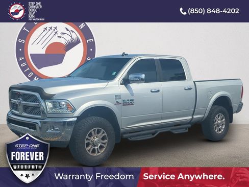 Used 2016 RAM 2500 Laramie AWD/4WD image 2
