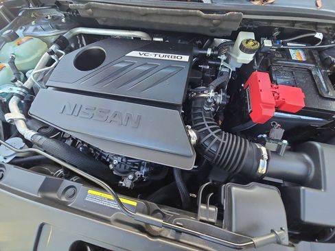 Used 2023 Nissan Rogue SV AWD/4WD image 29