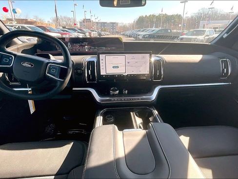 New 2026 Ford Expedition Platinum w/ Stealth Appearance Package image 5